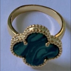 Gold plated mother of pearl four leaf clover Green Ring size 7